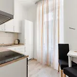 Verona דירה *